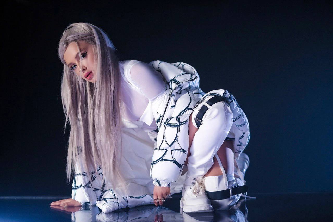 Співачка MARKELOVA презентує новий сингл «Под прицелом»